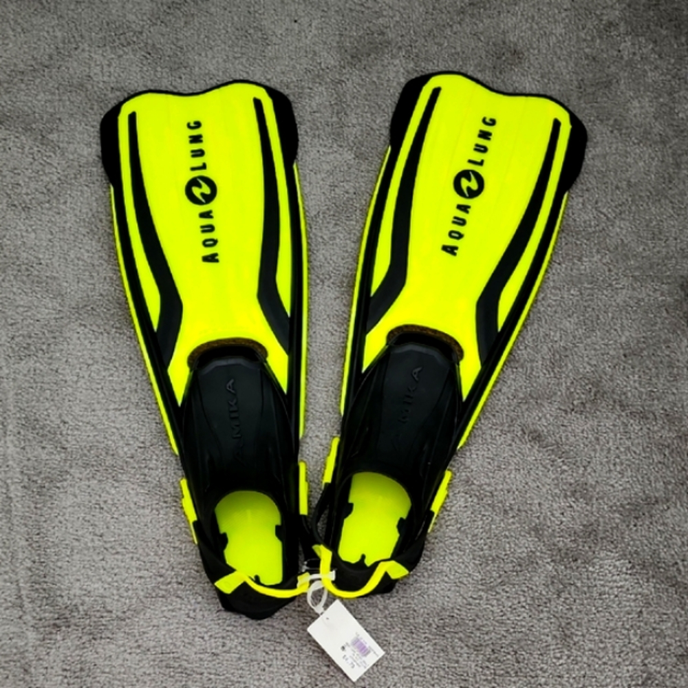 Aqua Lung Amika Yellow and Black Diving Fins